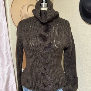 Kenji natural sweater hand knitted brown